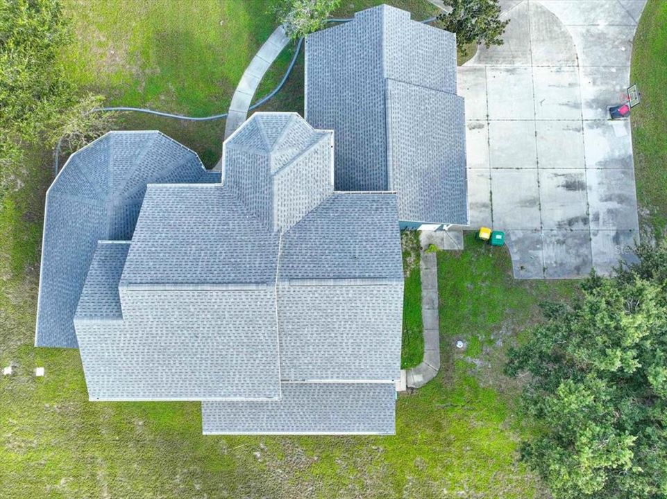 En Venta: $698,900 (3 camas, 2 baños, 3179 Pies cuadrados)