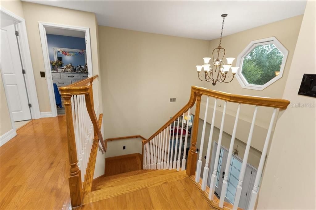 En Venta: $698,900 (3 camas, 2 baños, 3179 Pies cuadrados)