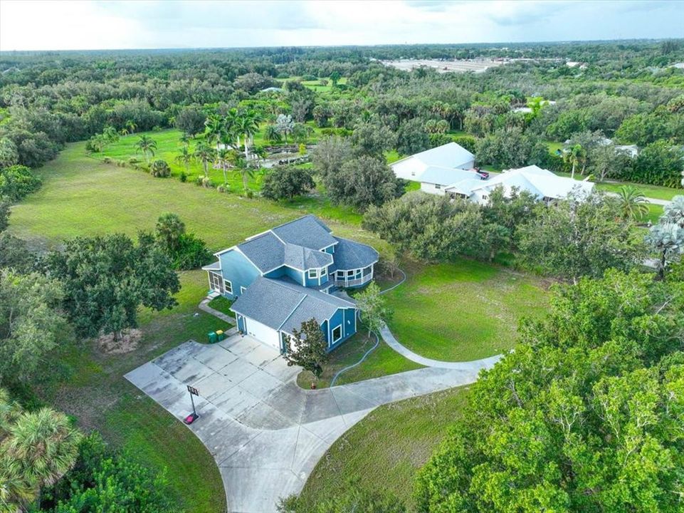 En Venta: $698,900 (3 camas, 2 baños, 3179 Pies cuadrados)