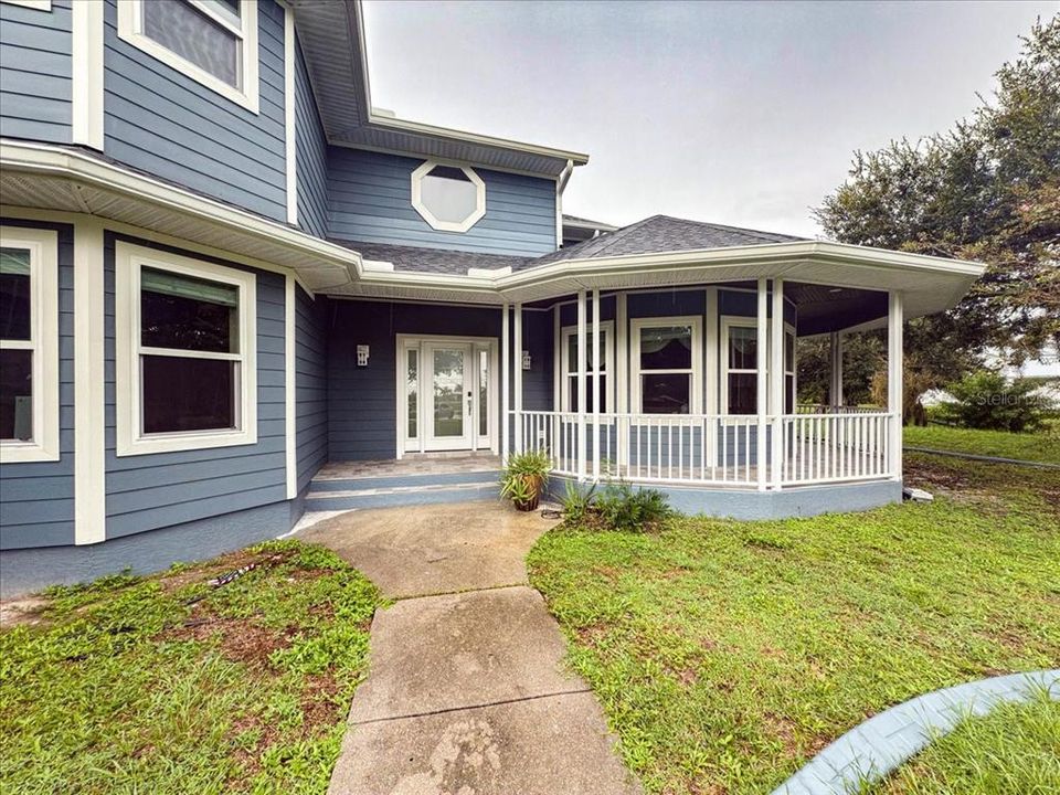 En Venta: $698,900 (3 camas, 2 baños, 3179 Pies cuadrados)