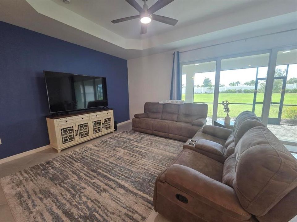 В аренду: $7,500 (2 спален, 2 ванн, 1858 Квадратных фут)