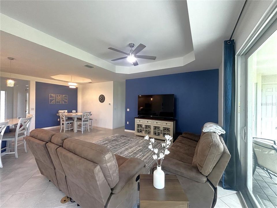 В аренду: $7,500 (2 спален, 2 ванн, 1858 Квадратных фут)