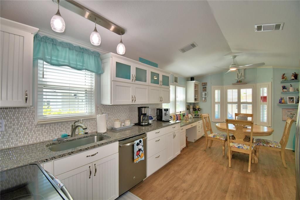 En Venta: $225,000 (2 camas, 2 baños, 1040 Pies cuadrados)