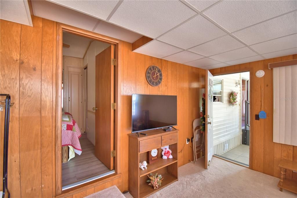 На продажу: $99,000 (1 спален, 1 ванн, 756 Квадратных фут)