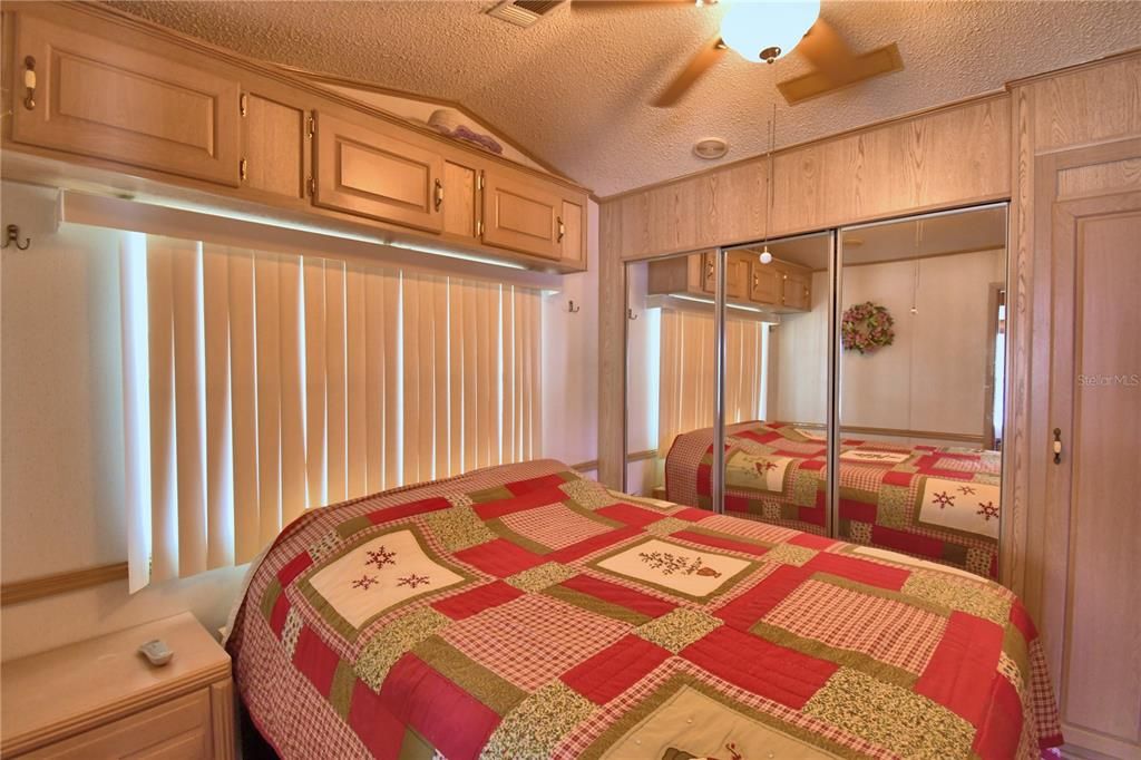 На продажу: $99,000 (1 спален, 1 ванн, 756 Квадратных фут)