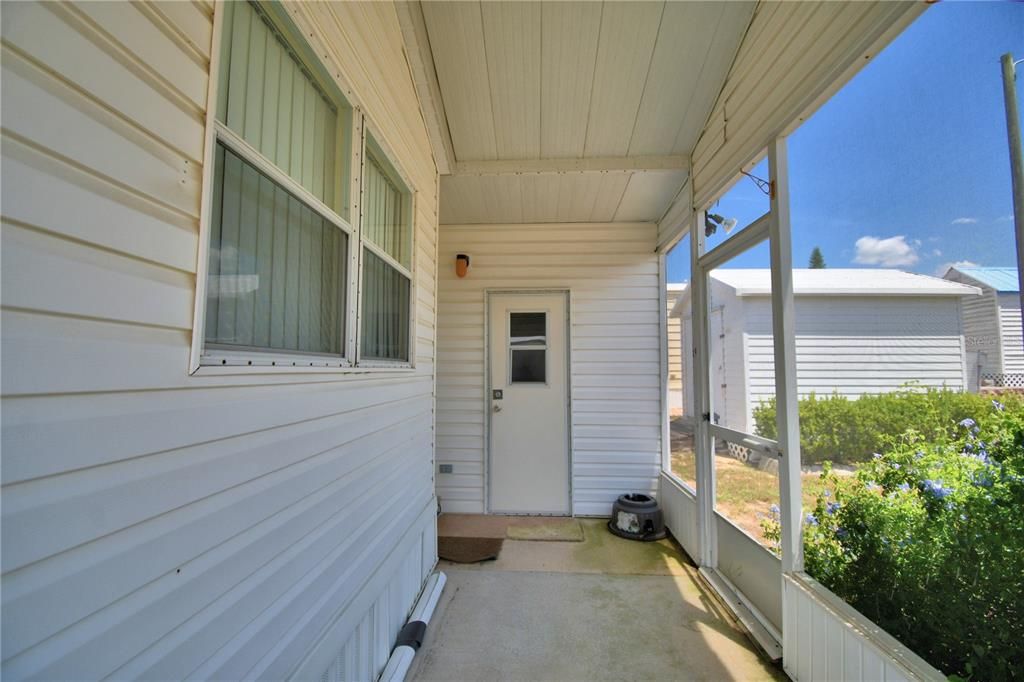 На продажу: $99,000 (1 спален, 1 ванн, 756 Квадратных фут)