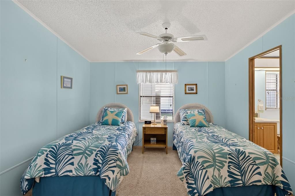 合同活跃: $159,900 (2 贝兹, 2 浴室, 1480 平方英尺)