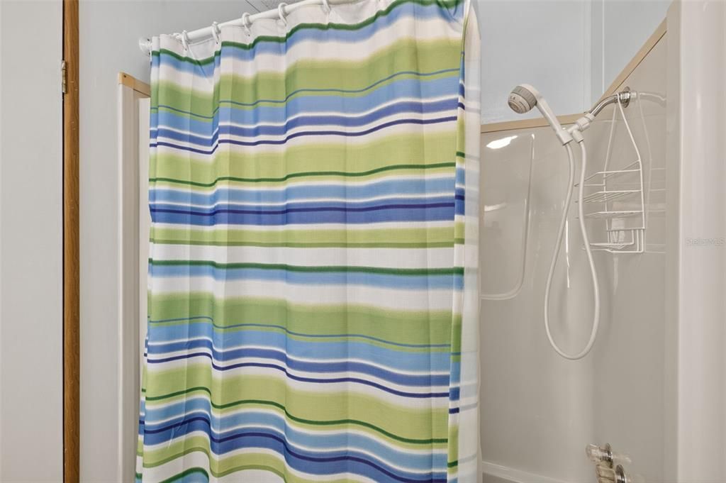 合同活跃: $159,900 (2 贝兹, 2 浴室, 1480 平方英尺)