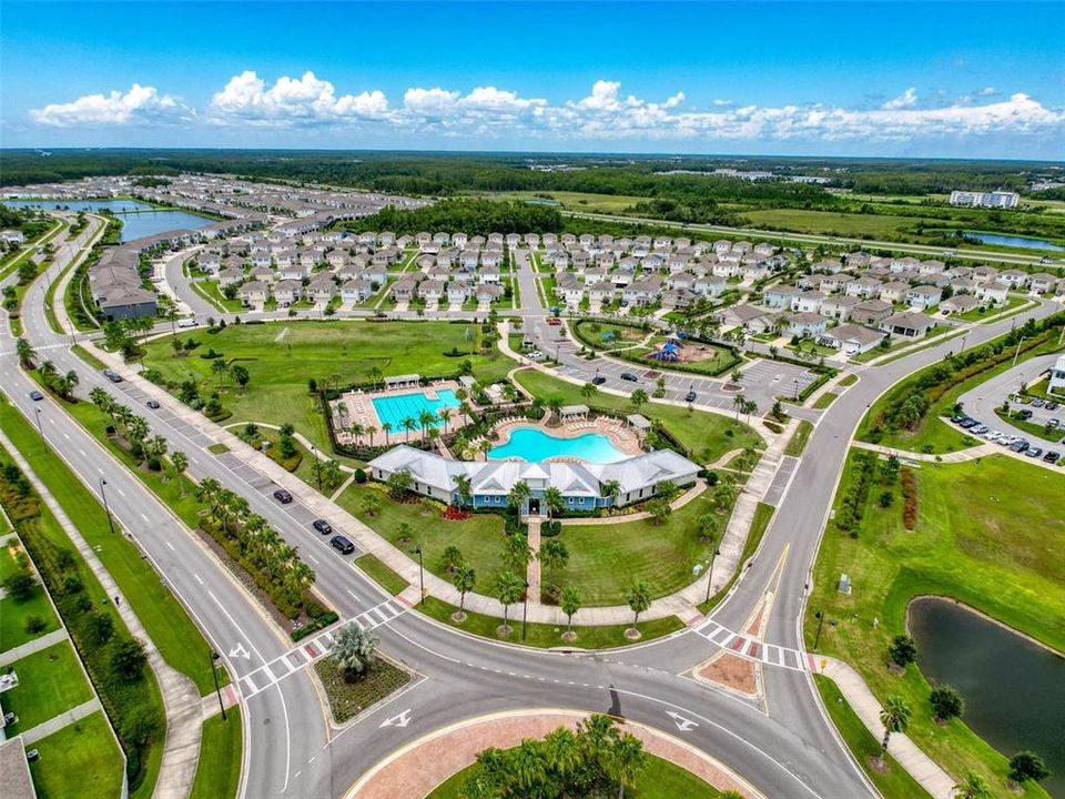 Под контрактом: $339,900 (3 спален, 2 ванн, 1673 Квадратных фут)