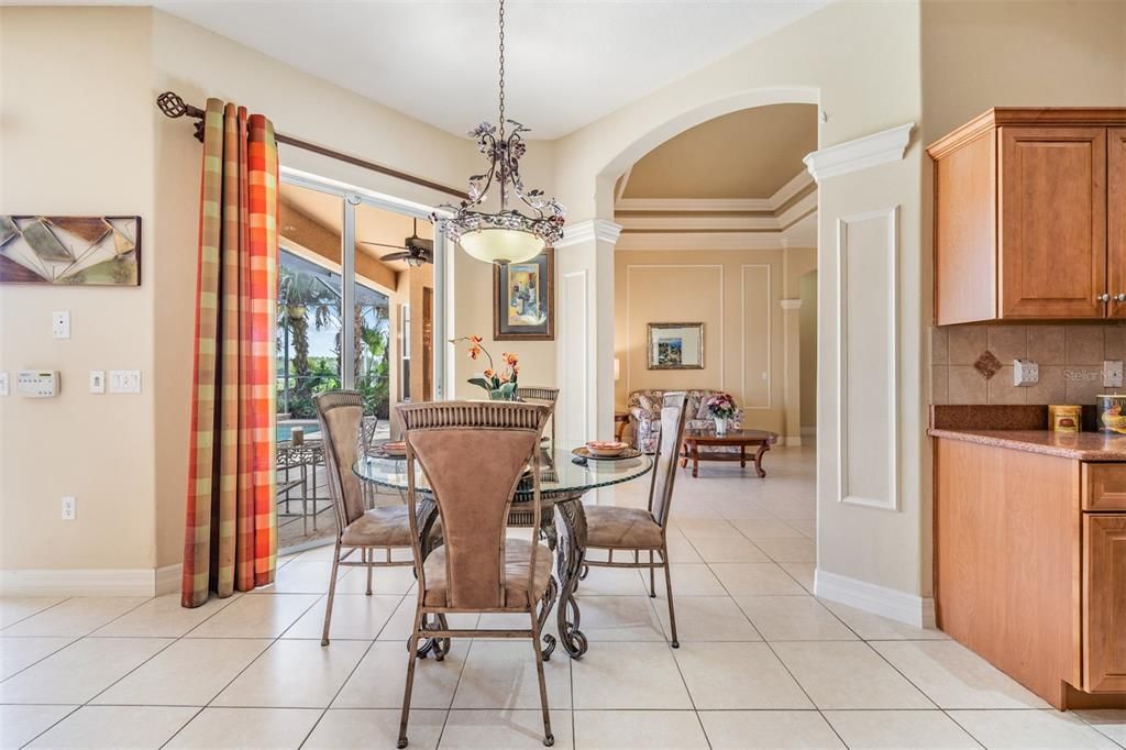 For Sale: $675,000 (4 beds, 3 baths, 2931 Square Feet)