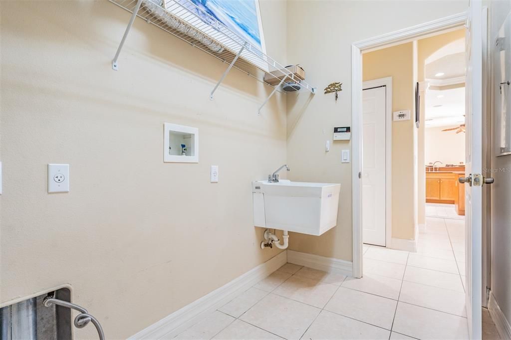 For Sale: $675,000 (4 beds, 3 baths, 2931 Square Feet)