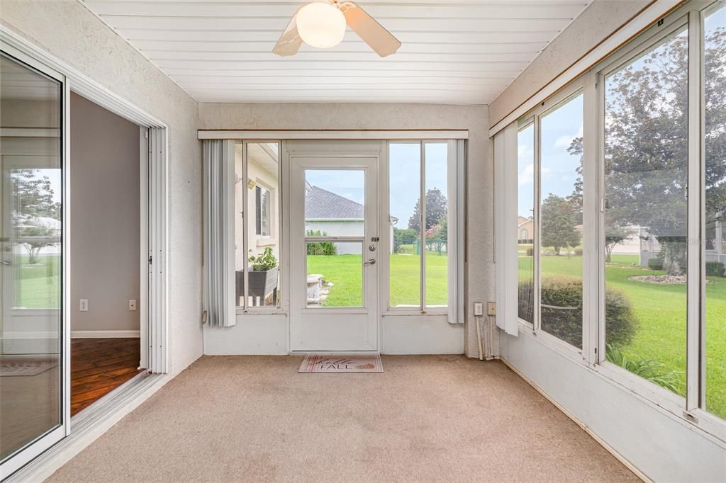 待售: $215,000 (2 贝兹, 2 浴室, 1352 平方英尺)