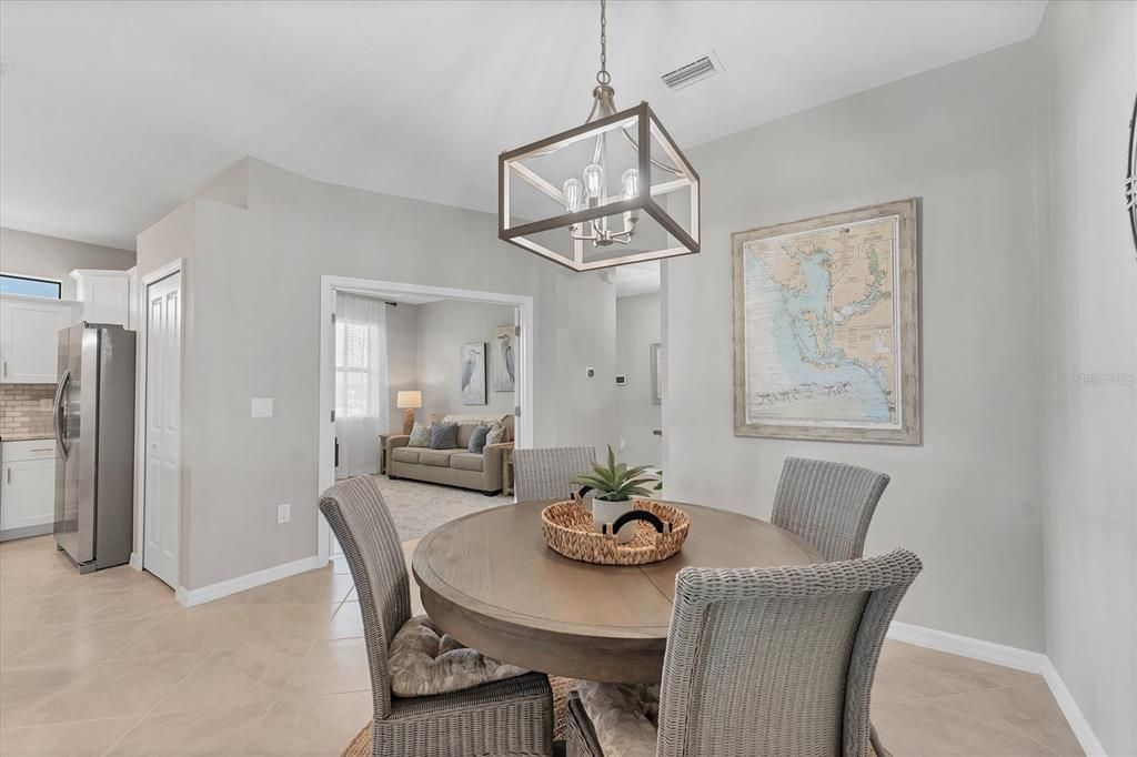 出租: $5,550 (2 贝兹, 2 浴室, 1581 平方英尺)