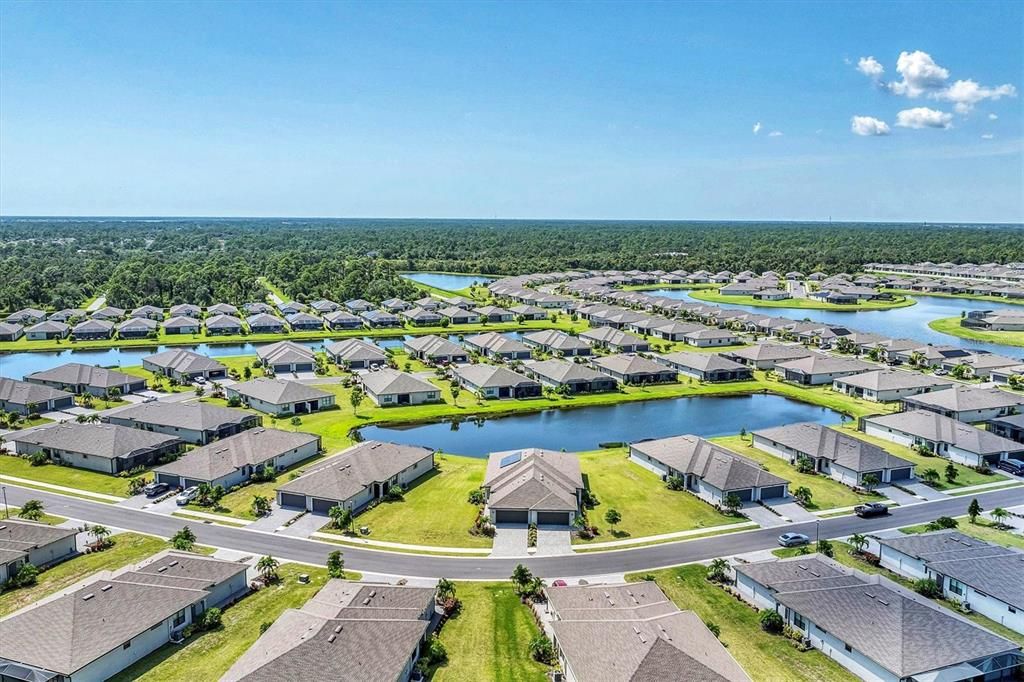 出租: $5,550 (2 贝兹, 2 浴室, 1581 平方英尺)