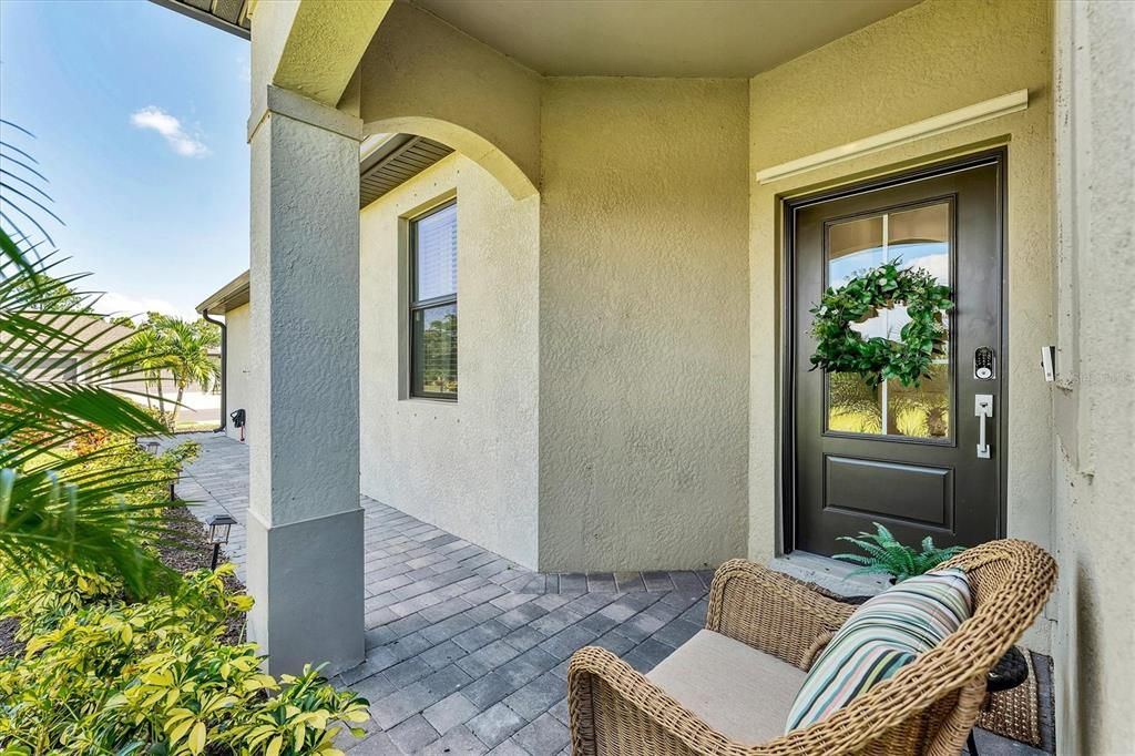 出租: $5,550 (2 贝兹, 2 浴室, 1581 平方英尺)