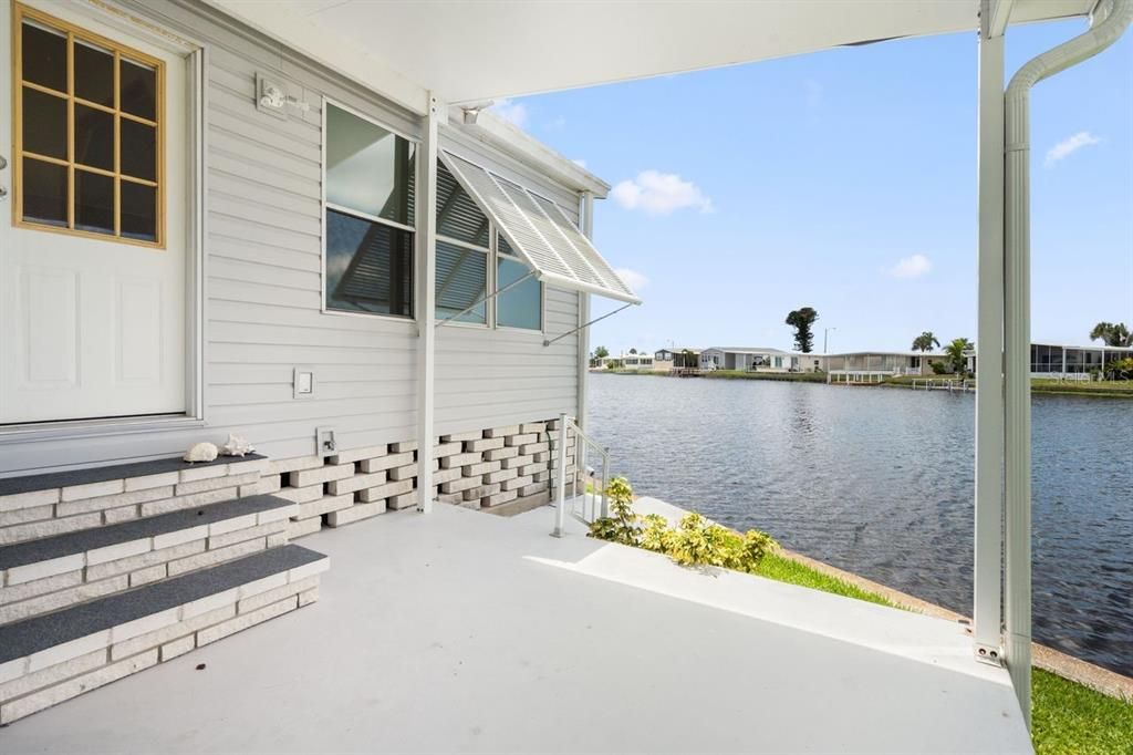 Active With Contract: $199,900 (3 beds, 2 baths, 1341 Square Feet)