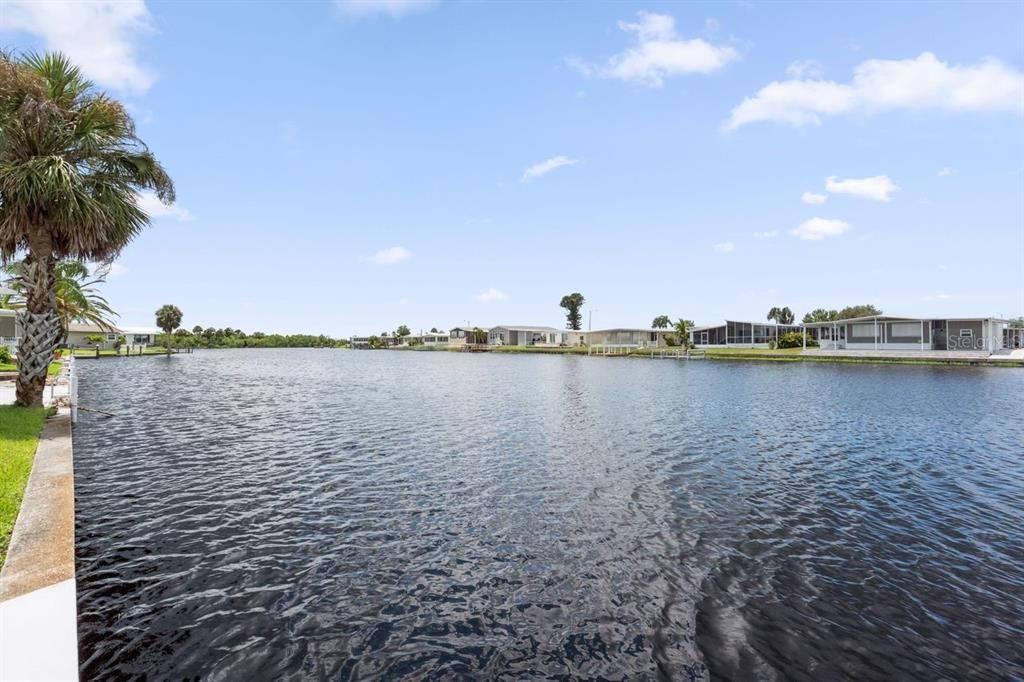 Active With Contract: $199,900 (3 beds, 2 baths, 1341 Square Feet)