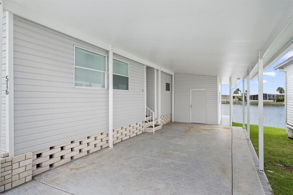 Active With Contract: $199,900 (3 beds, 2 baths, 1341 Square Feet)