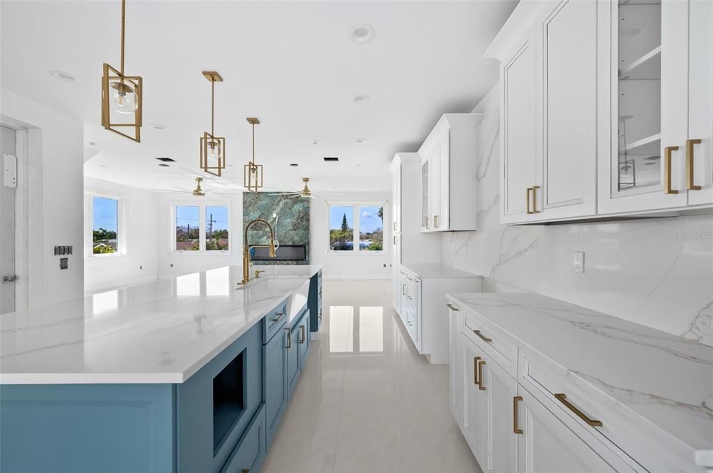 For Sale: $1,499,999 (3 beds, 4 baths, 2729 Square Feet)