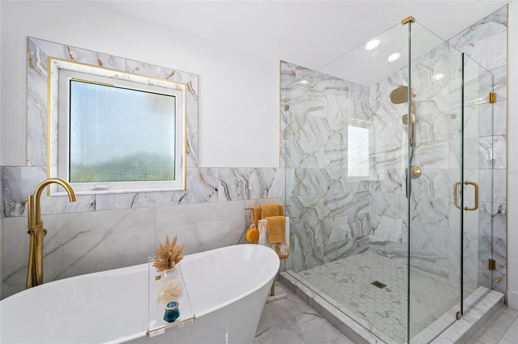 For Sale: $1,499,999 (3 beds, 4 baths, 2729 Square Feet)