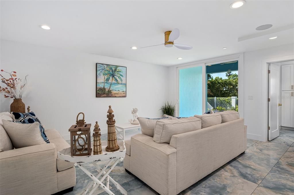 For Sale: $1,499,999 (3 beds, 4 baths, 2729 Square Feet)