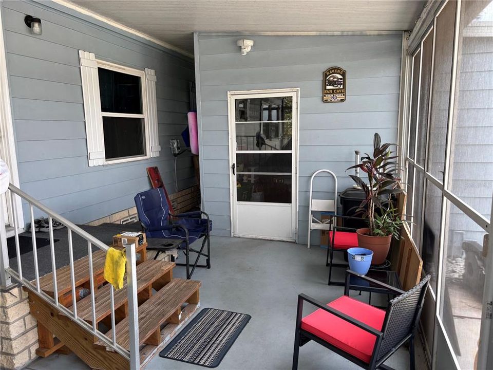 For Sale: $130,000 (2 beds, 2 baths, 1584 Square Feet)