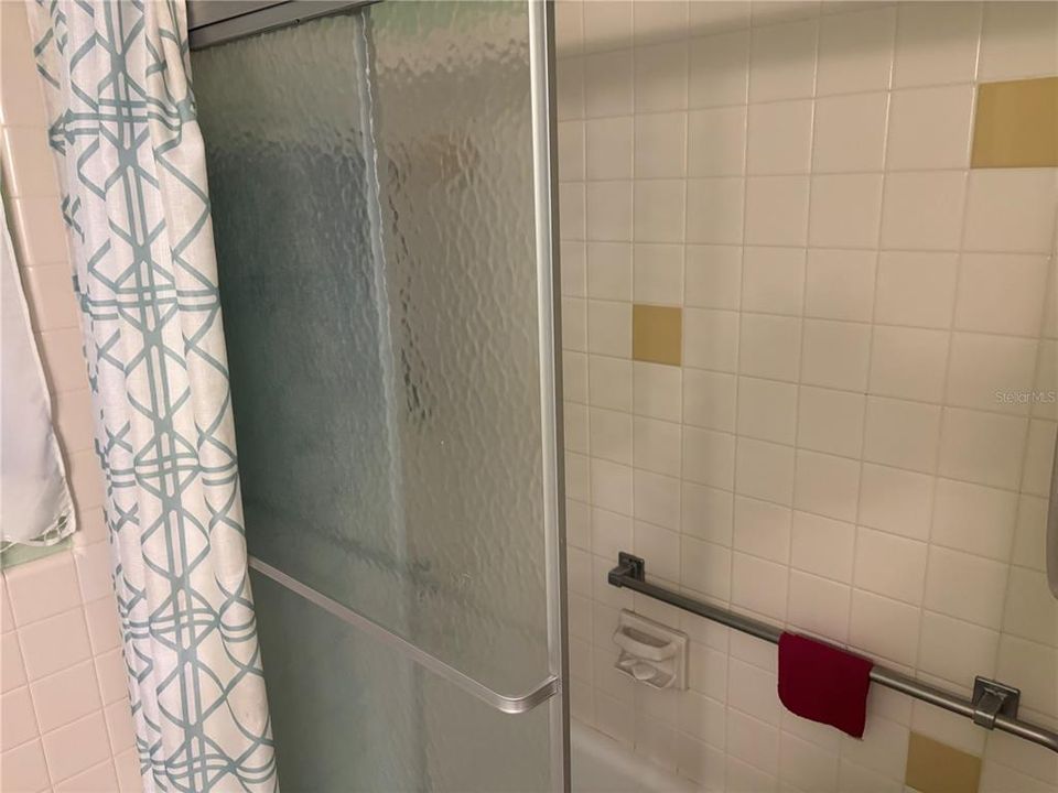 For Sale: $130,000 (2 beds, 2 baths, 1584 Square Feet)