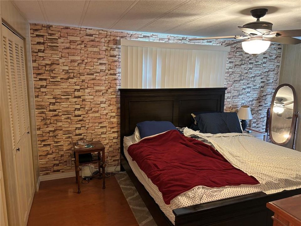 For Sale: $130,000 (2 beds, 2 baths, 1584 Square Feet)