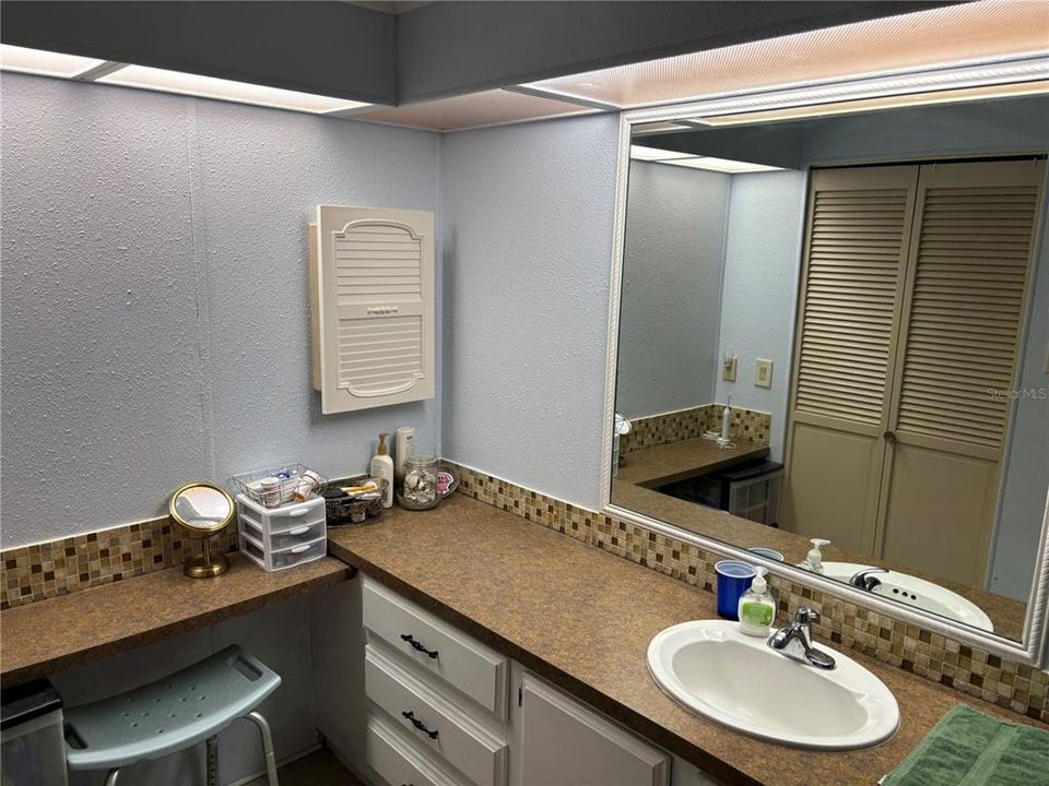 For Sale: $130,000 (2 beds, 2 baths, 1584 Square Feet)