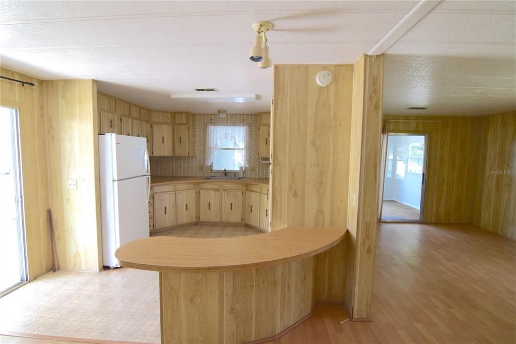 待售: $18,000 (2 贝兹, 2 浴室, 1100 平方英尺)