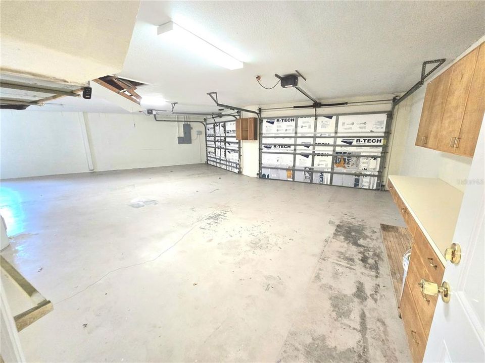 На продажу: $399,900 (3 спален, 3 ванн, 2118 Квадратных фут)