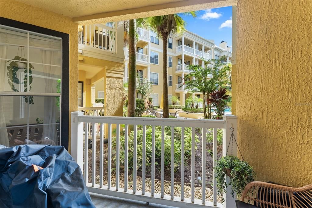 待售: $279,000 (2 贝兹, 2 浴室, 1070 平方英尺)