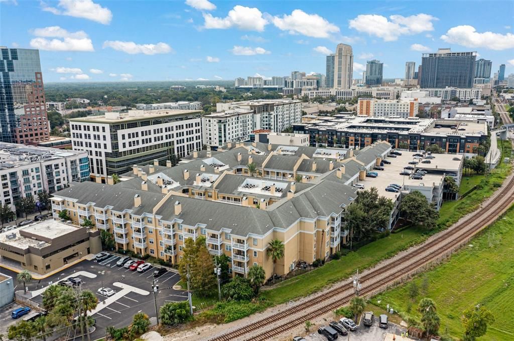 待售: $279,000 (2 贝兹, 2 浴室, 1070 平方英尺)