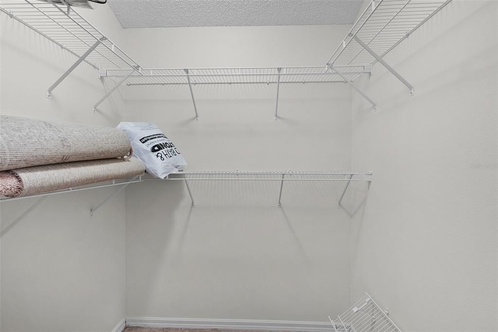 For Sale: $500,000 (4 beds, 3 baths, 2202 Square Feet)