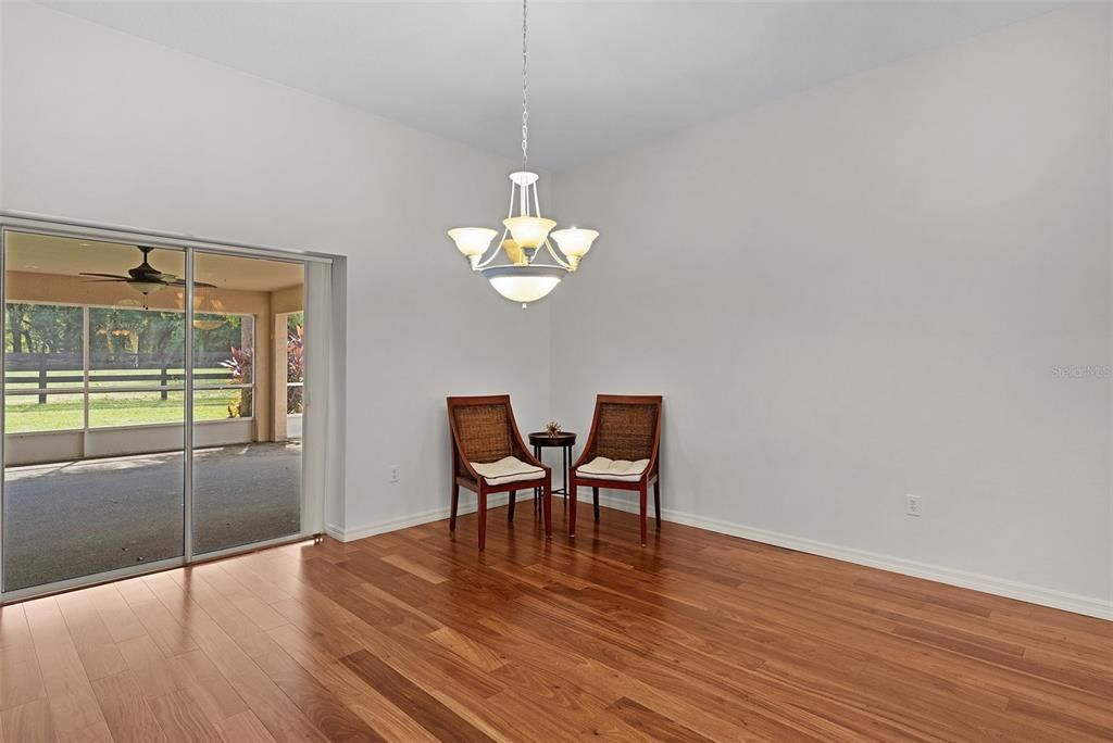 For Sale: $500,000 (4 beds, 3 baths, 2202 Square Feet)