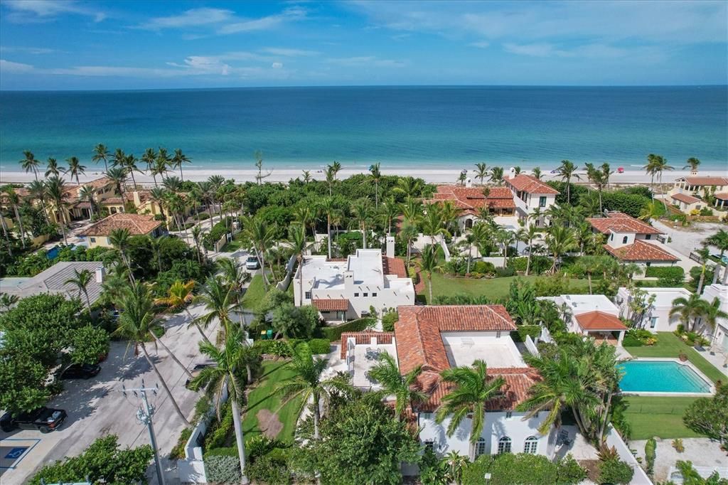 出租: $6,500 (5 贝兹, 5 浴室, 4752 平方英尺)