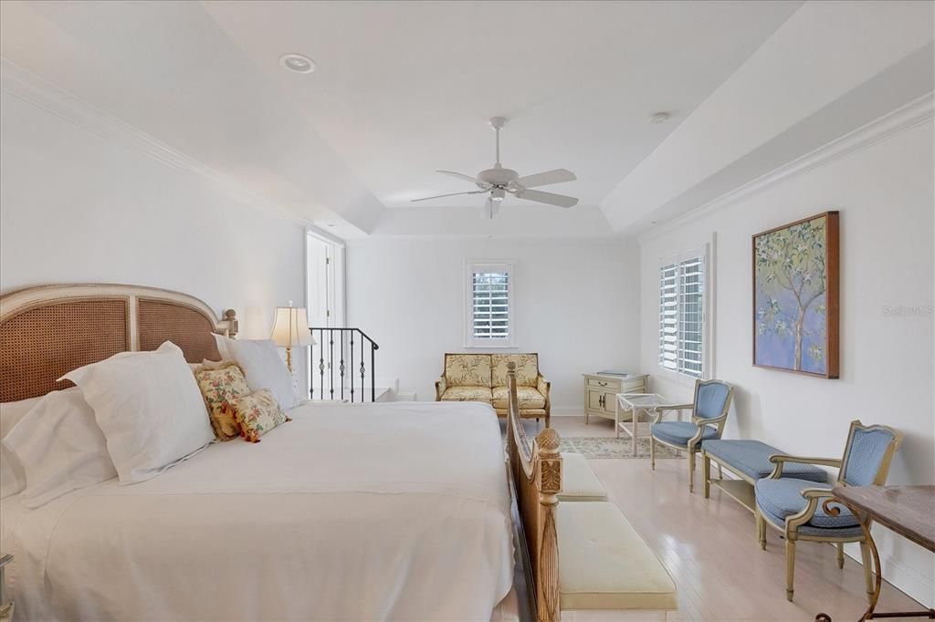 出租: $6,500 (5 贝兹, 5 浴室, 4752 平方英尺)