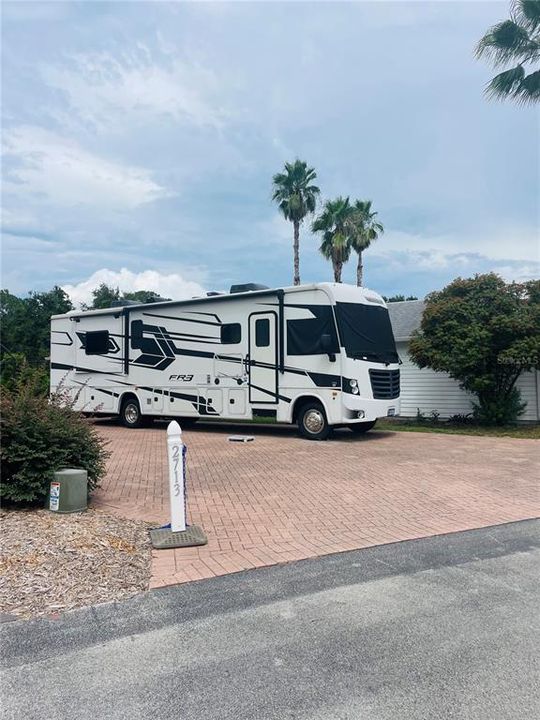 待售: $79,900 (0.09 acres)