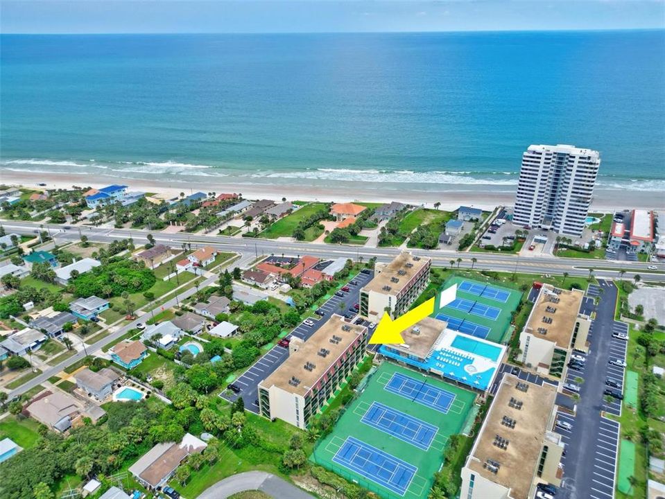 Active With Contract: $149,900 (1 beds, 1 baths, 590 Square Feet)