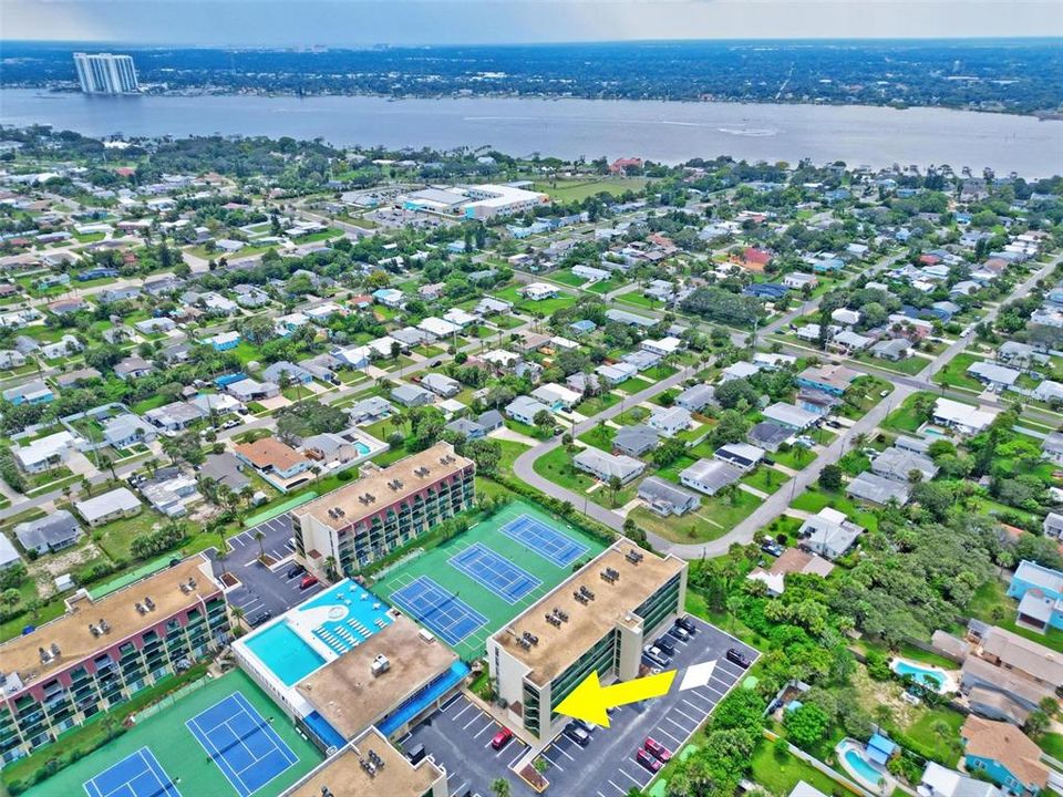 Active With Contract: $149,900 (1 beds, 1 baths, 590 Square Feet)