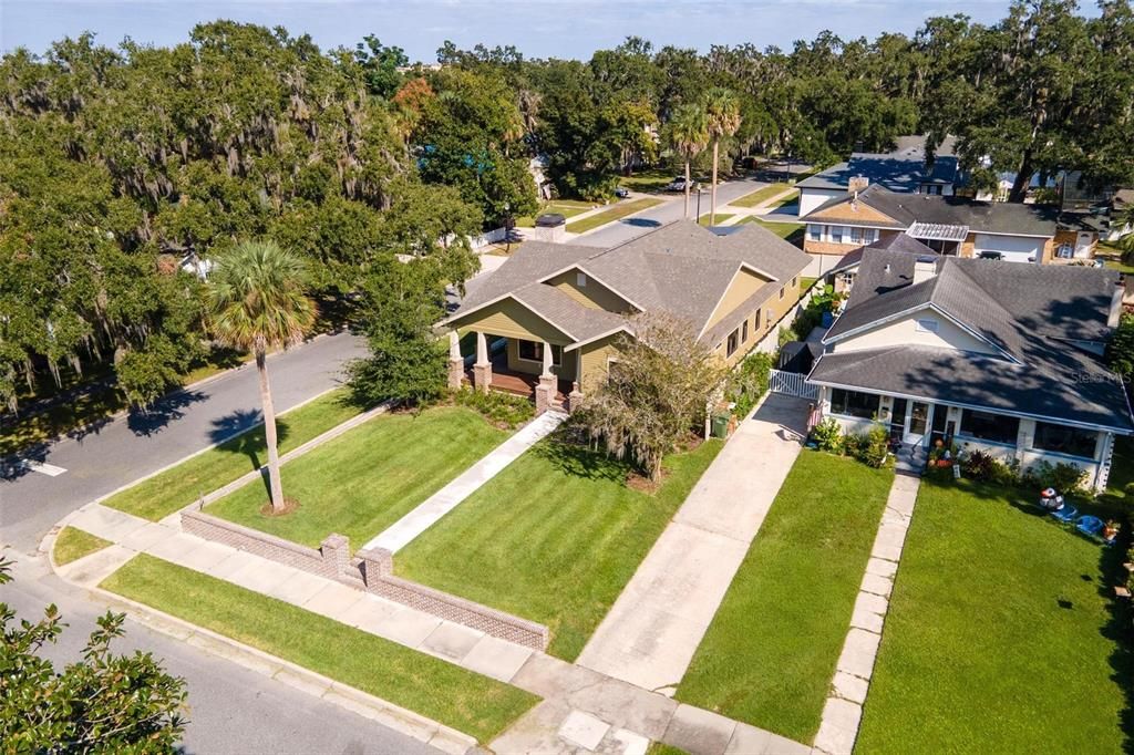 For Sale: $739,900 (3 beds, 3 baths, 1761 Square Feet)