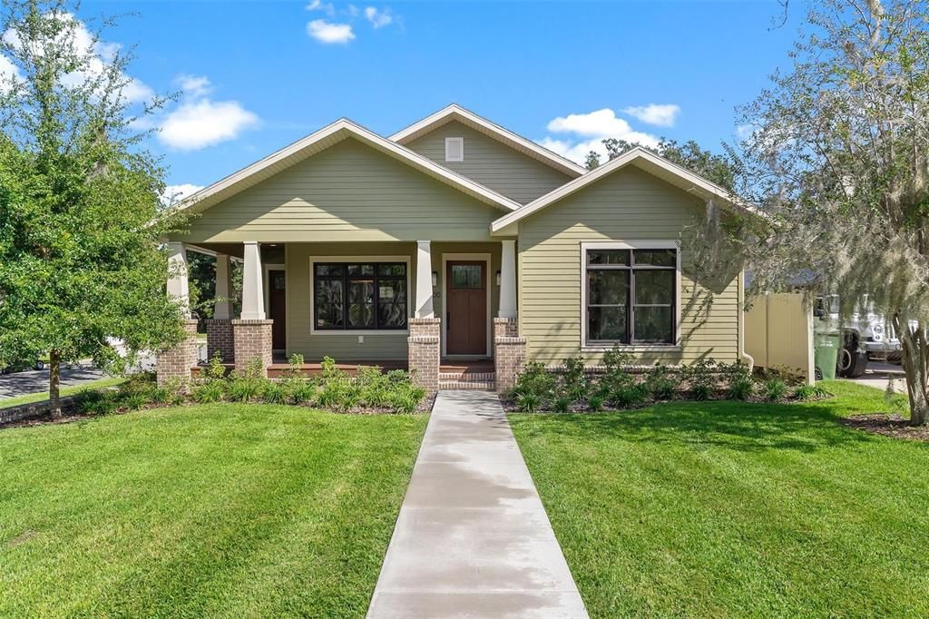 For Sale: $739,900 (3 beds, 3 baths, 1761 Square Feet)