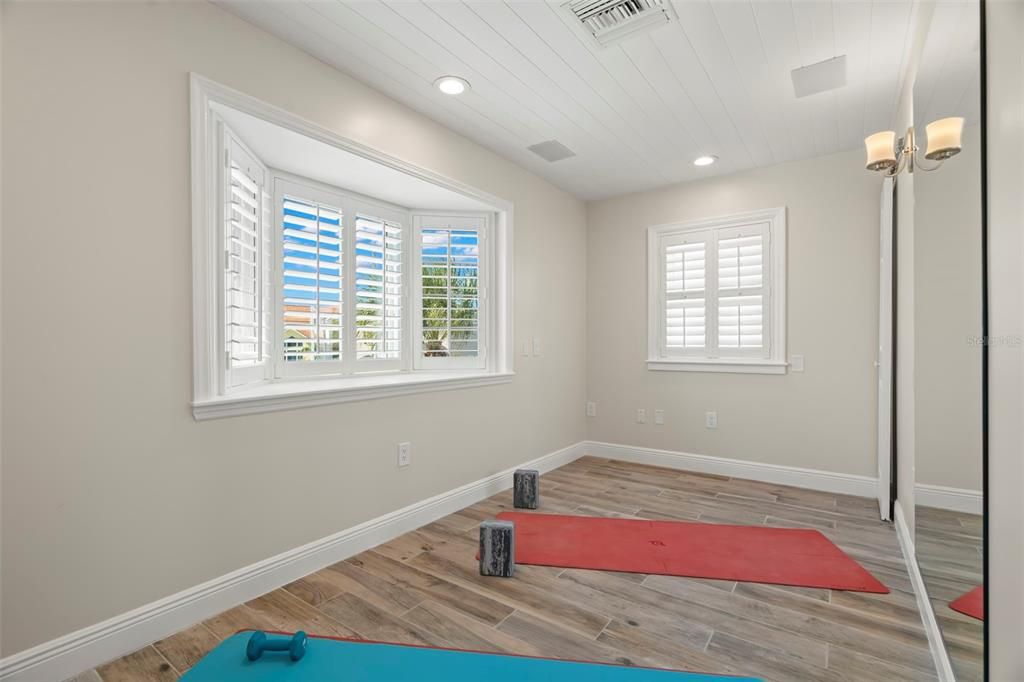 待售: $4,990,000 (5 贝兹, 4 浴室, 5051 平方英尺)