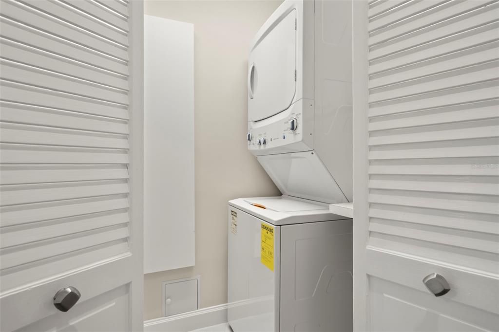 待售: $4,990,000 (5 贝兹, 4 浴室, 5051 平方英尺)