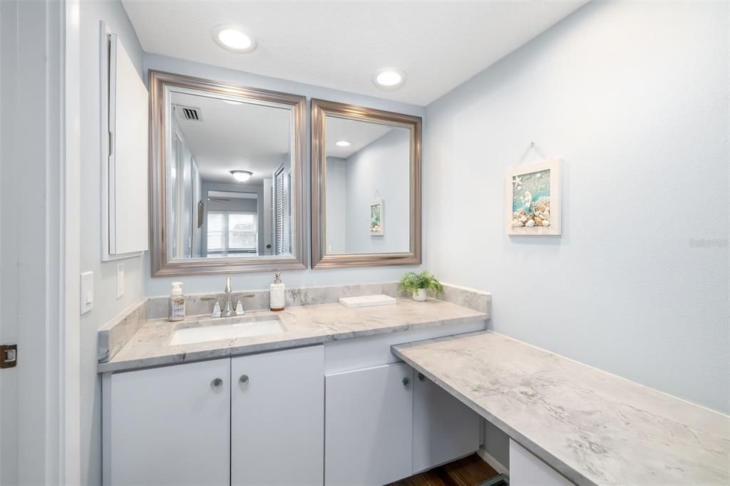 Activo con contrato: $299,000 (3 camas, 2 baños, 1620 Pies cuadrados)