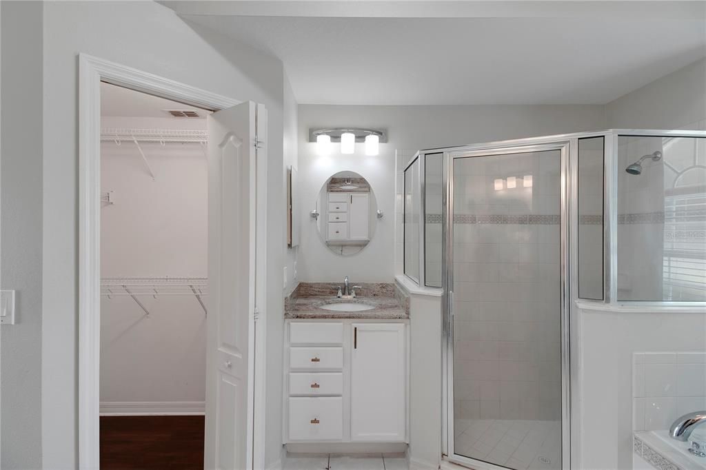 For Sale: $313,700 (3 beds, 2 baths, 1585 Square Feet)