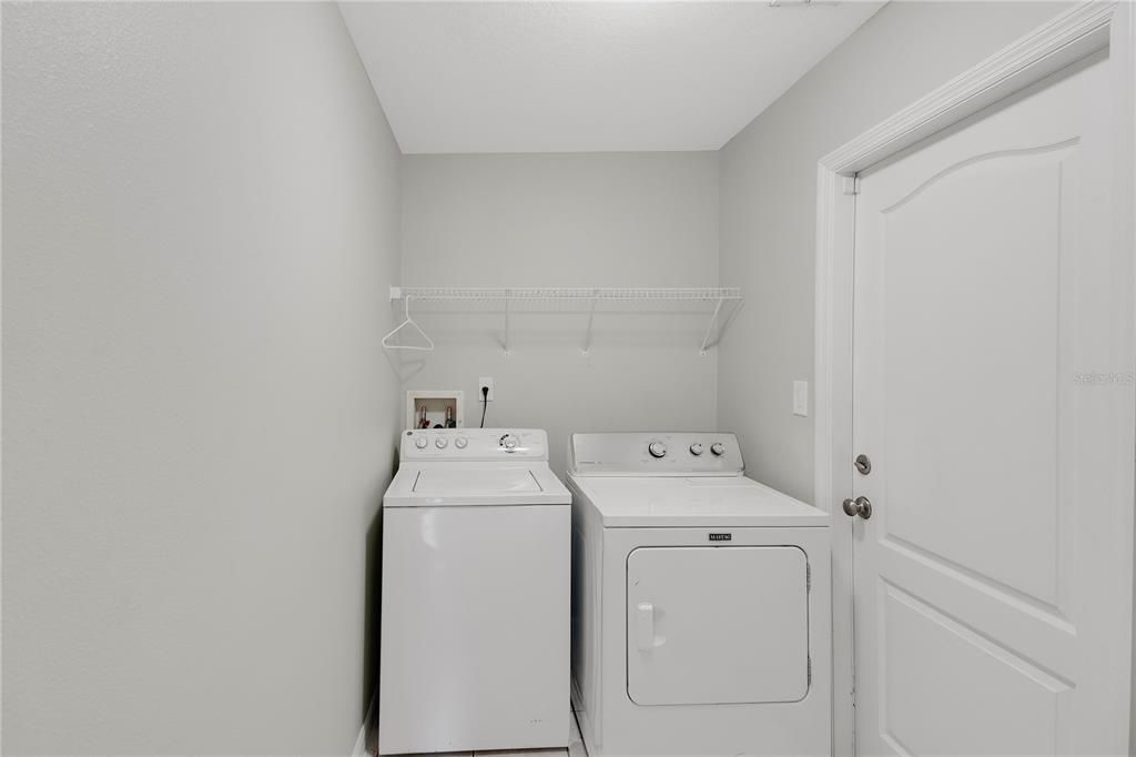 For Sale: $313,700 (3 beds, 2 baths, 1585 Square Feet)