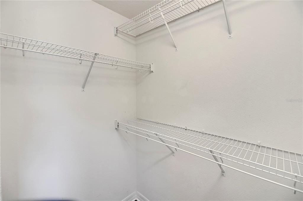 For Sale: $313,700 (3 beds, 2 baths, 1585 Square Feet)