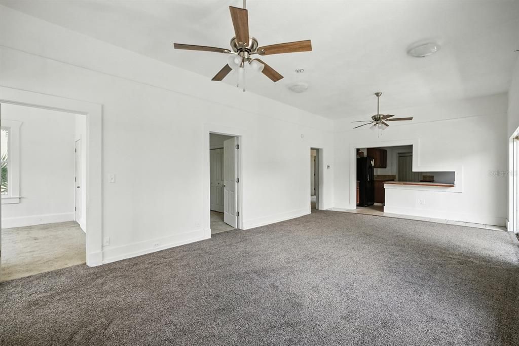 待售: $173,999 (3 贝兹, 2 浴室, 1288 平方英尺)