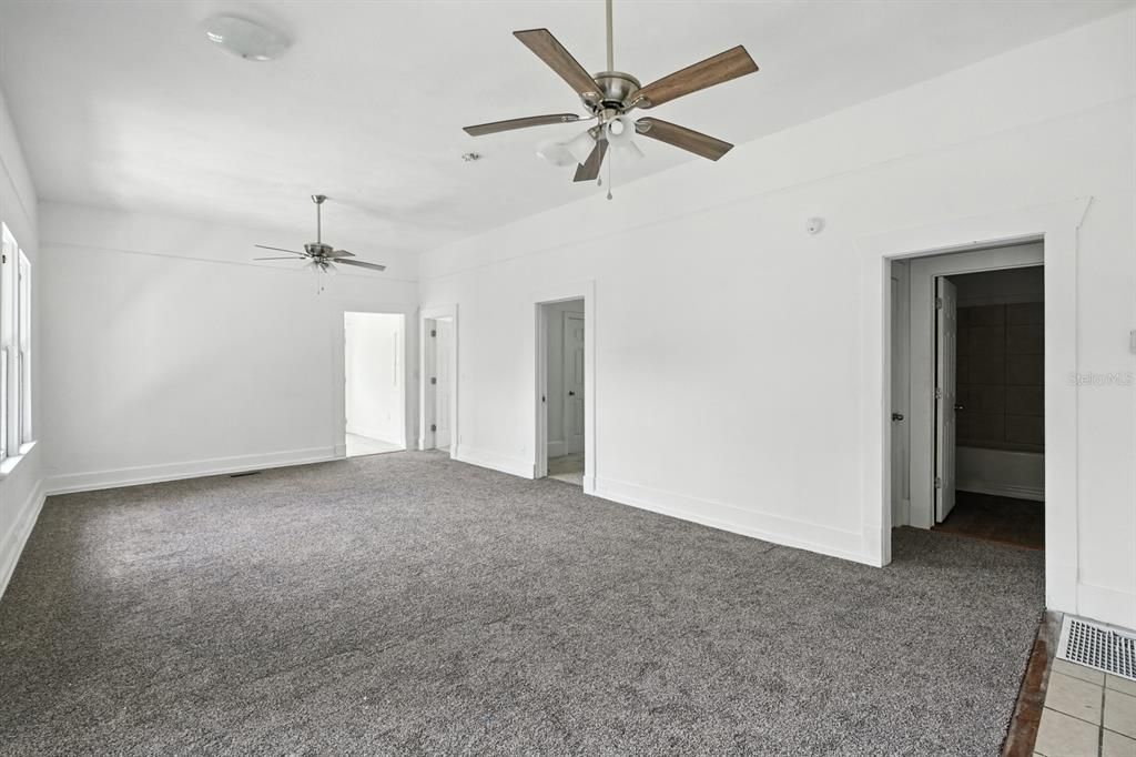 待售: $173,999 (3 贝兹, 2 浴室, 1288 平方英尺)